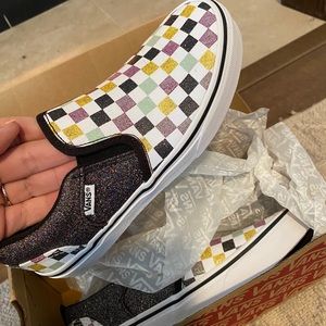 NWT! Brand new Vans! Youth size 3.5!